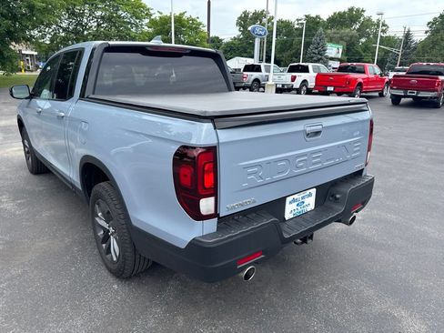 Used 2025 Honda Ridgeline Sport image 5