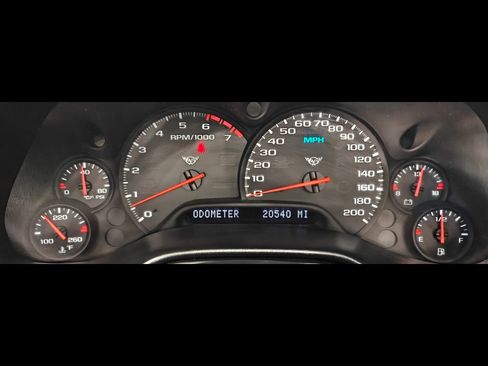 Used 2001 Chevrolet Corvette Convertible w/ Preferred Equipment Group2 RWD image 34