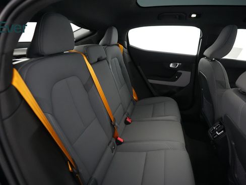 Used 2023 Polestar Polestar 2 w/ Pilot Pack AWD/4WD image 5