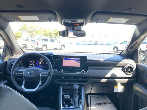 New 2026 Chevrolet Colorado Trail Boss image 3