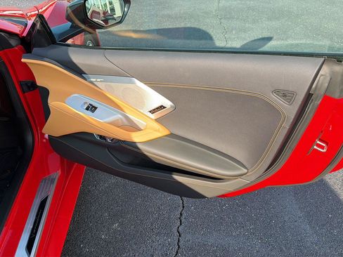 Used 2022 Chevrolet Corvette Stingray Preferred Cpe w/ Z51 Performance Package RWD image 14