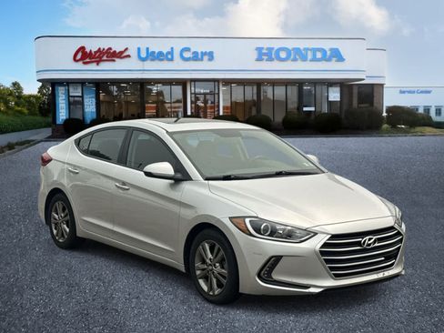 Used 2017 Hyundai Elantra Value Edition w/ Cargo Package FWD image 7
