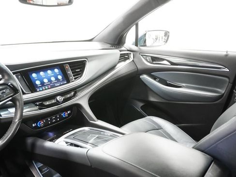 Used 2023 Buick Enclave Essence w/ Experience Buick Package image 21