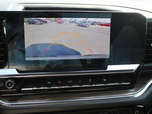 Used 2025 Chevrolet Silverado 1500 LT image 13