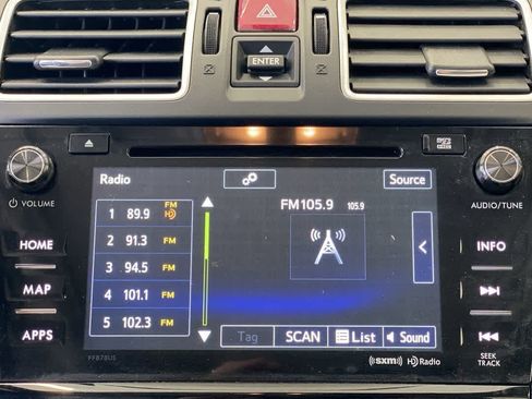 Used 2017 Subaru Forester 2.5i Limited AWD/4WD image 19