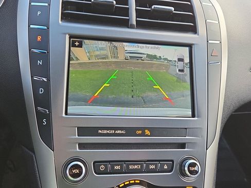 Used 2017 Lincoln MKZ Reserve w/ Luxury Package AWD/4WD image 30