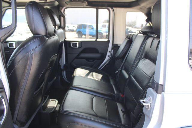 Used 2023 Jeep Wrangler Unlimited Sahara w/ Cold Weather Group AWD/4WD image 47