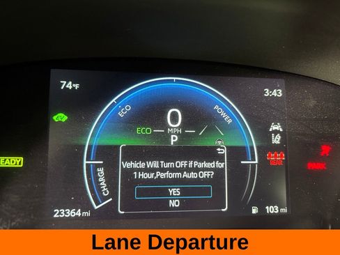 Used 2025 Toyota Camry SE w/ Convenience Package FWD image 14