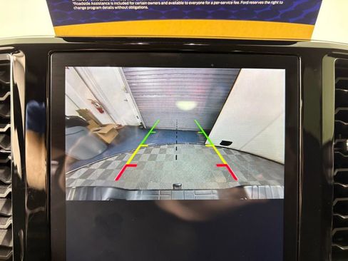 Used 2025 Ford Ranger XLT w/ Black Appearance Package image 18