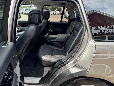 Used 2018 Land Rover Range Rover HSE AWD/4WD image 28