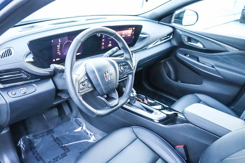Used 2025 Buick Envista Sport Touring w/ Convenience I Package FWD image 22