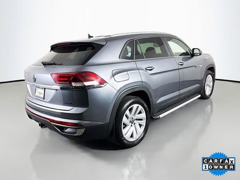 Used 2023 Volkswagen Atlas Cross Sport SE image 7