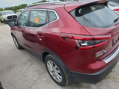 Used 2022 Nissan Rogue Sport SV w/ Technology Package AWD/4WD image 4