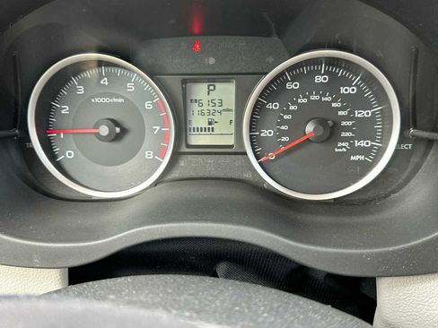 Used 2017 Subaru Forester 2.5i Premium w/ All-Weather Package AWD/4WD image 8