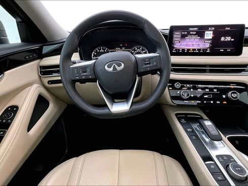 Certified 2025 INFINITI QX60 Pure image 7