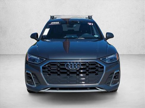 Used 2021 Audi Q5 e Premium Plus w/ Premium Plus Package image 2