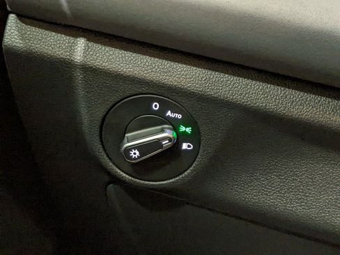 New 2026 Volkswagen Jetta SE image 11