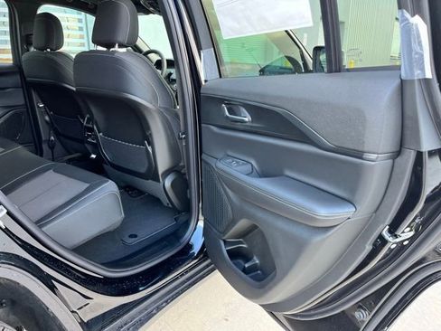 New 2025 Jeep Grand Cherokee Laredo X w/ Luxury Tech Group I image 19