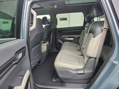 Certified 2024 Kia EV9 Wind AWD/4WD image 18