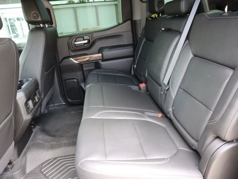 Used 2021 Chevrolet Silverado 1500 LT Trail Boss w/ Convenience Package II image 23