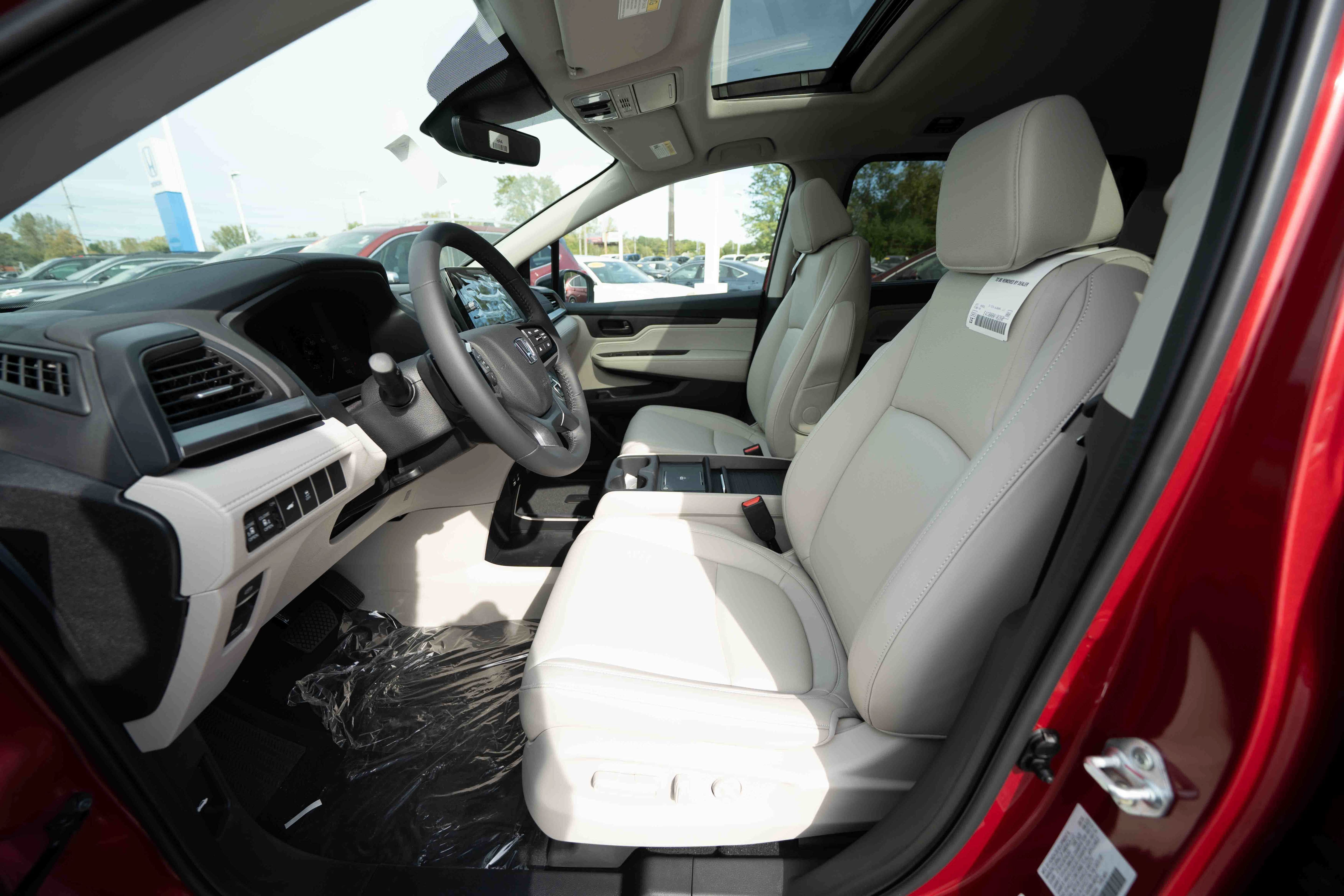 New 2027 Honda Odyssey EX-L image 9