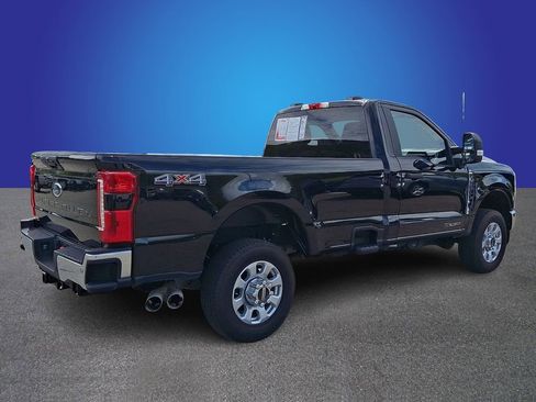 Used 2023 Ford F350 XLT w/ 360-Degree Camera Package AWD/4WD image 4