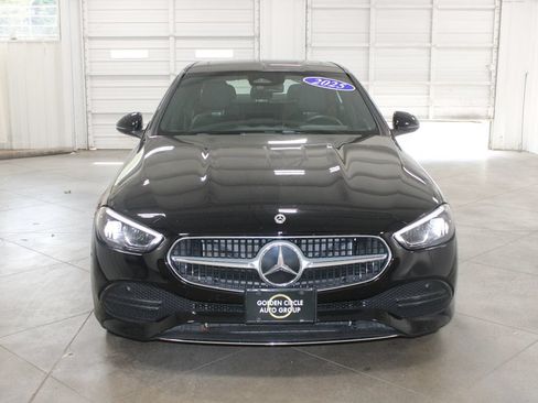 Used 2025 Mercedes-Benz C 300 Sedan image 2