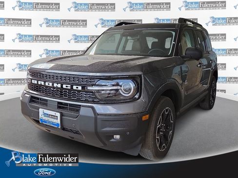 New 2025 Ford Bronco Sport Outer Banks w/ Outer Banks Tech Package+ AWD/4WD image 1