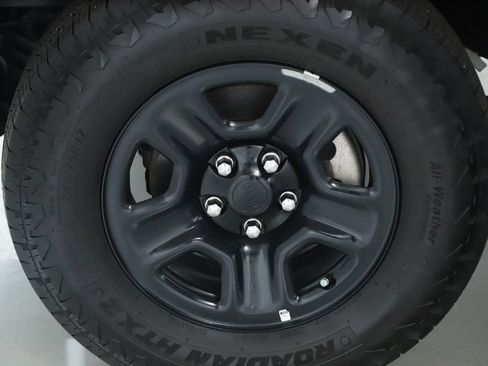 Used 2024 Jeep Wrangler Unlimited Sport AWD/4WD image 37