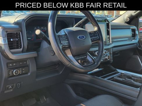 Used 2024 Ford F250 Platinum AWD/4WD image 17