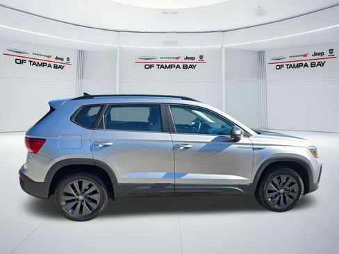 Used 2024 Volkswagen Taos S FWD image 7