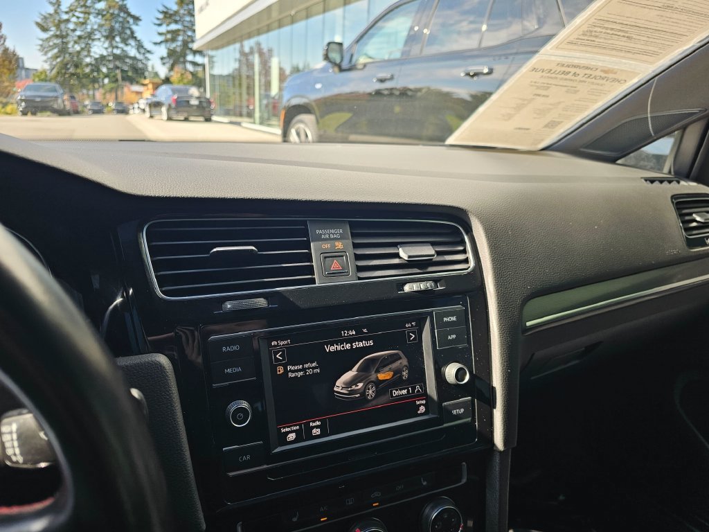 Used 2018 Volkswagen GTI S FWD image 28