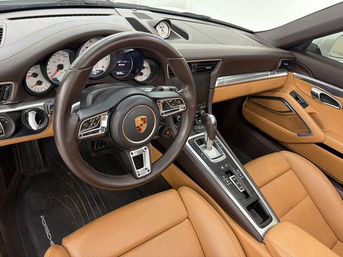 Certified 2017 Porsche 911 Turbo AWD/4WD image 4