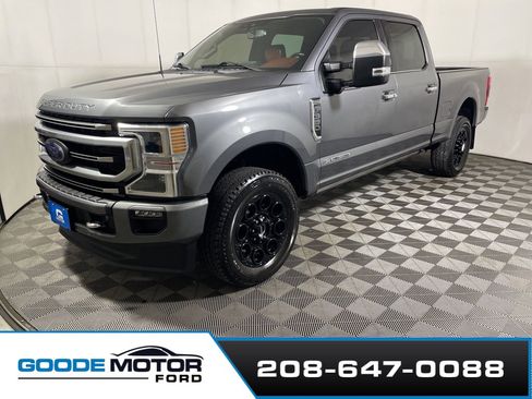 Used 2022 Ford F350 Platinum image 4