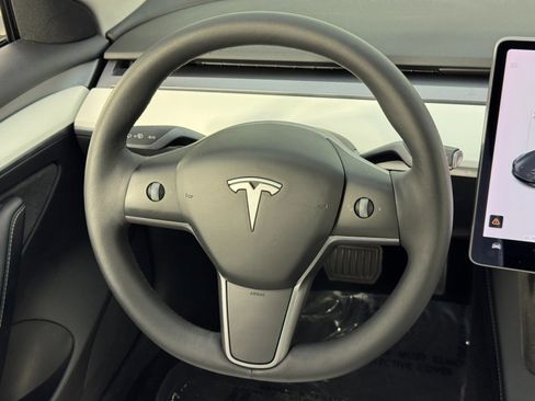 Used 2022 Tesla Model 3 Long Range image 18