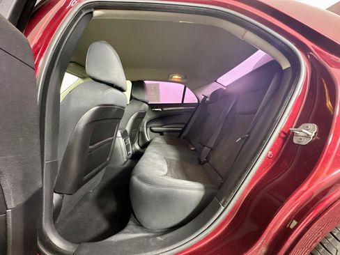 Used 2019 Chrysler 300 Touring w/ Sport Appearance Package RWD image 27
