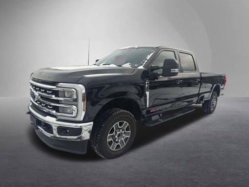 Used 2024 Ford F350 Lariat w/ Camper Package image 8