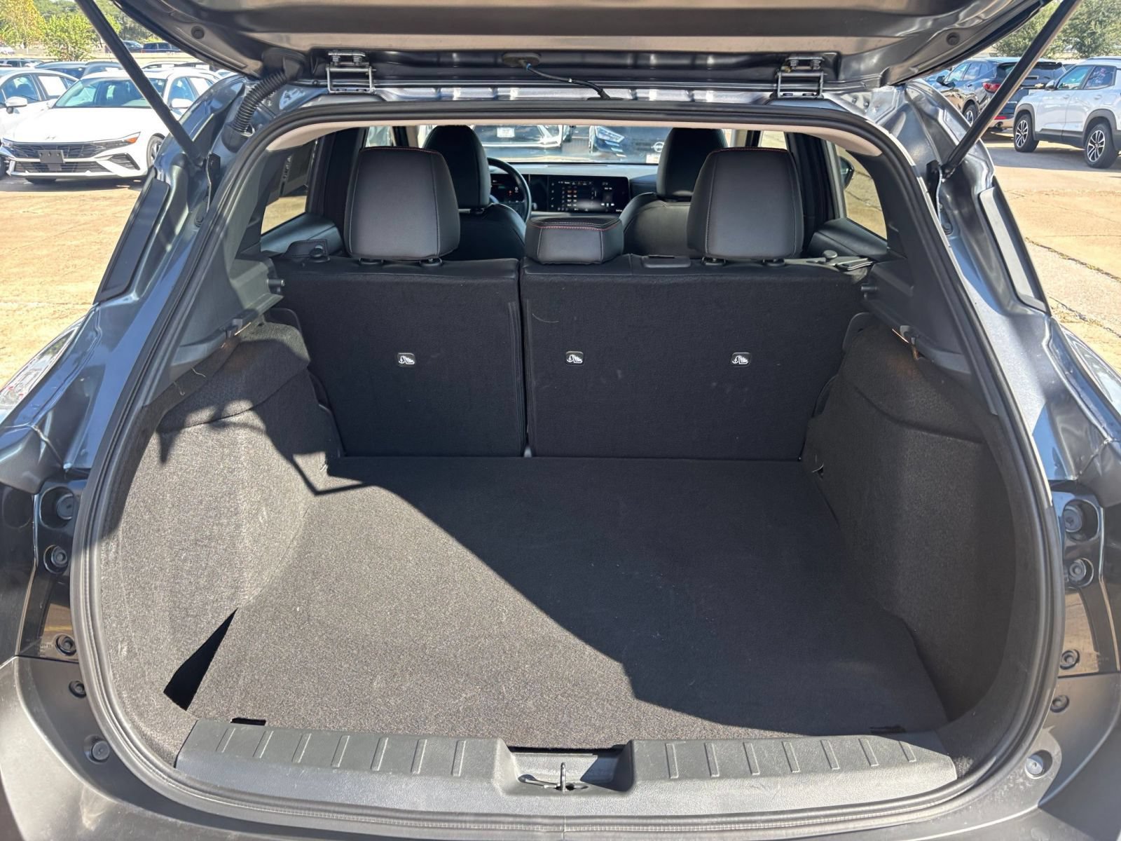 Used 2026 Nissan Kicks SR AWD/4WD image 29