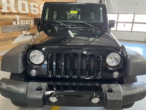 Used 2017 Jeep Wrangler Unlimited Sport image 7