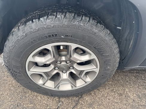 Used 2022 Jeep Cherokee Trailhawk w/ Premium Leather Package image 54