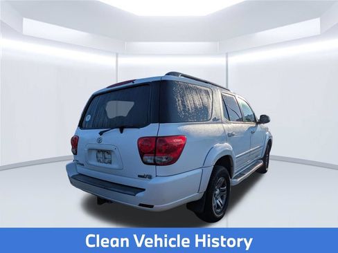 Used 2007 Toyota Sequoia SR5 w/ Preferred Pkg RWD image 4