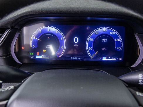 New 2025 Jeep Grand Cherokee L Altitude image 18