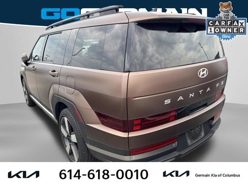 Used 2024 Hyundai Santa Fe Limited AWD/4WD image 2