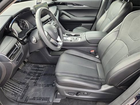 Certified 2025 INFINITI QX60 Pure image 11