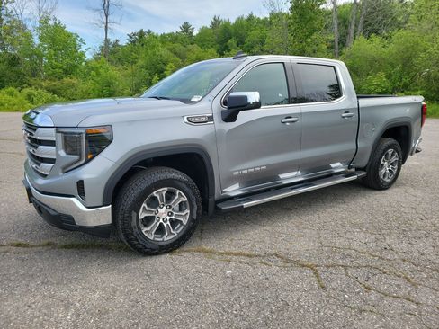 New 2026 GMC Sierra 1500 SLE AWD/4WD image 1