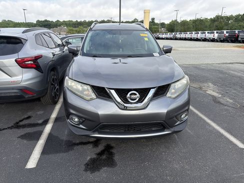 Used 2016 Nissan Rogue SL FWD image 3