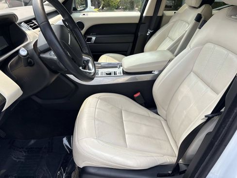 Used 2019 Land Rover Range Rover Sport HSE AWD/4WD image 15