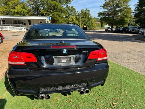 Used 2010 BMW M3 Convertible 2D image 5