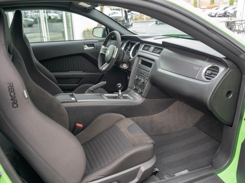 Used 2013 Ford Mustang Boss 302 w/ Boss 302 Accessory Pkg image 23