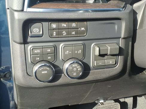 New 2026 Chevrolet Tahoe High Country w/ Sun And Tow Package AWD/4WD image 15